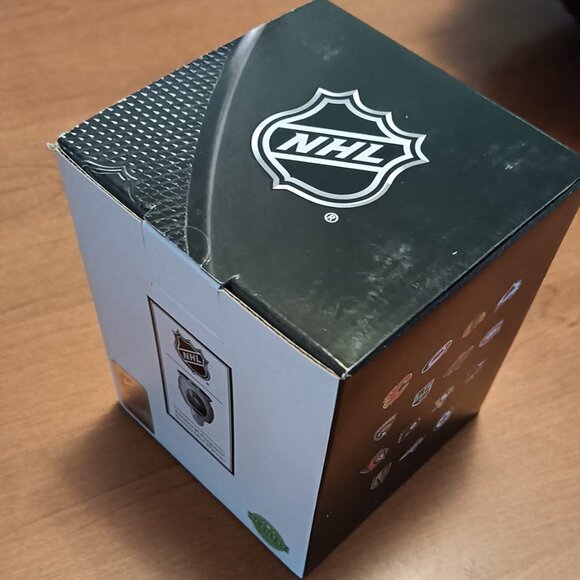 Pittsburgh Penguins  officially licensed NHL® Collection – Scentsy Mini Warmer. - Picture 7 of 7